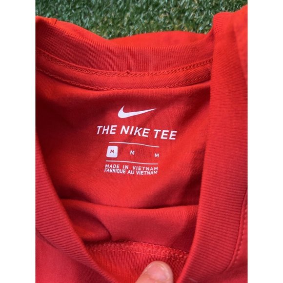 Lot Of 2 NWT Nike Mini Swoosh Dri Fit T-Shirt Gym Workout Casual Mens Sz MD - Picture 2 of 8